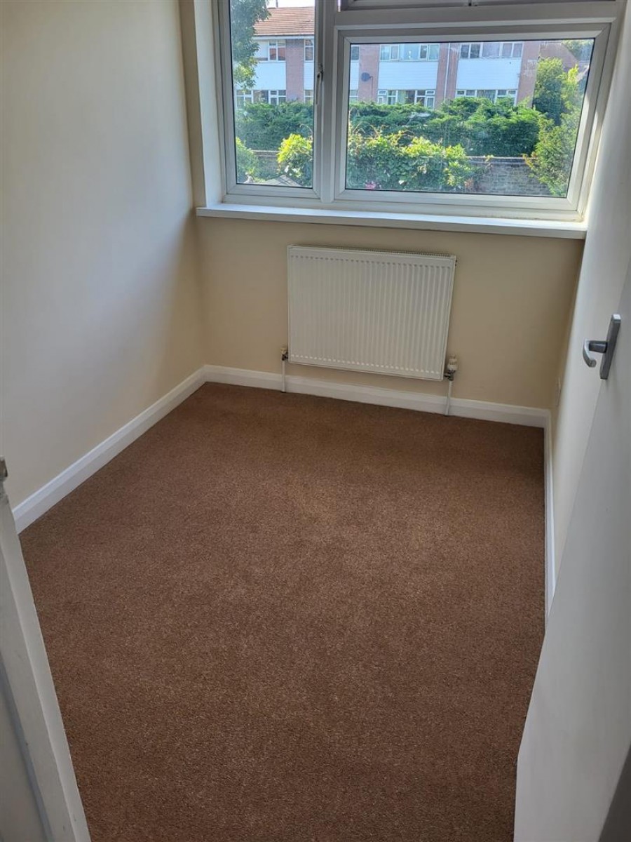 Images for Moreton Avenue, Isleworth, Middlesex EAID:TUDORPSAPI BID:1