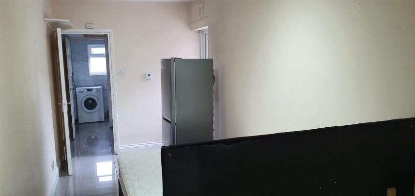 Images for Great West Road, Hounslow EAID:TUDORPSAPI BID:1