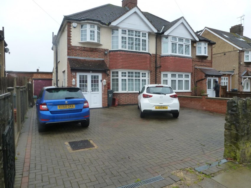 Images for Burns Way, Heston, TW5 9BL EAID:TUDORPSAPI BID:1