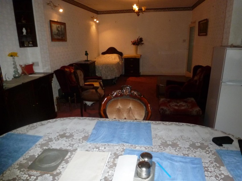 Images for Burns Way, Heston, TW5 9BL EAID:TUDORPSAPI BID:1