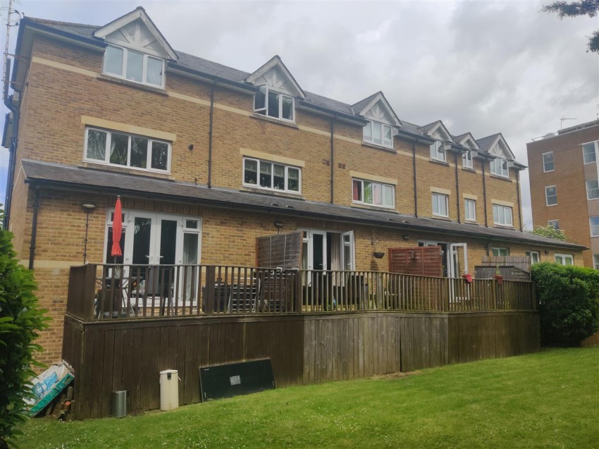Images for Chertsey Road, Ashford EAID:TUDORPSAPI BID:1