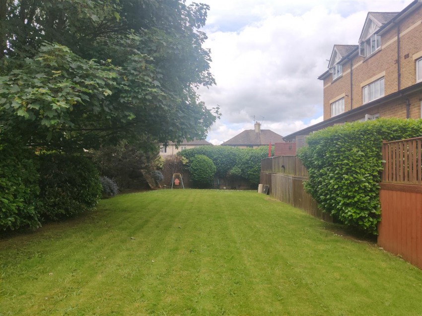 Images for Chertsey Road, Ashford EAID:TUDORPSAPI BID:1