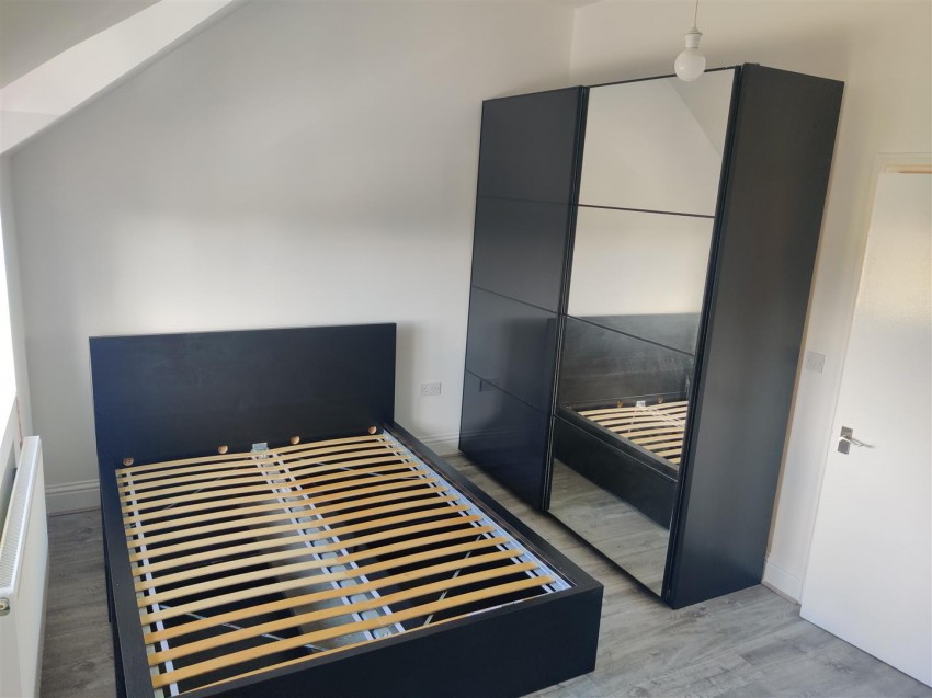 Images for Chertsey Road, Ashford EAID:TUDORPSAPI BID:1