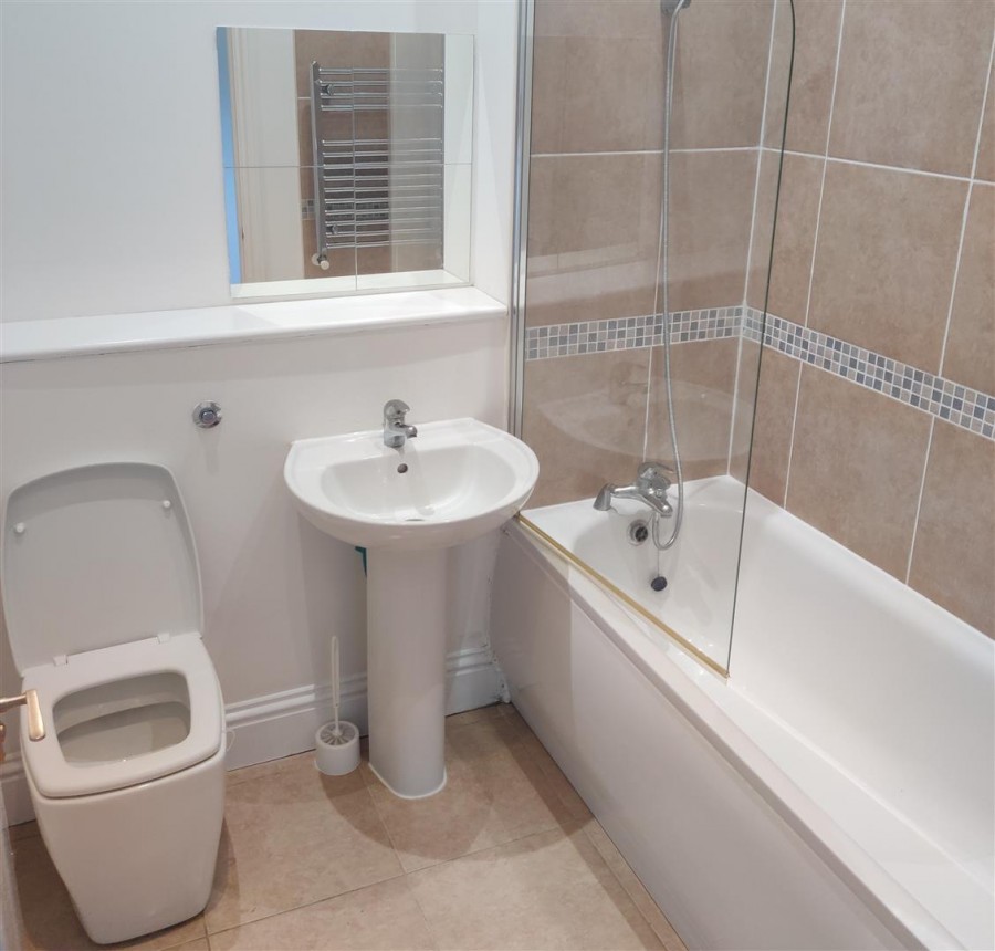 Images for Chertsey Road, Ashford EAID:TUDORPSAPI BID:1