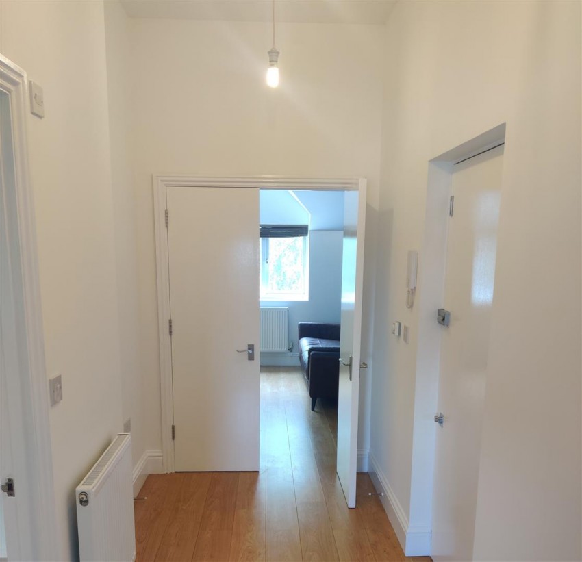Images for Chertsey Road, Ashford EAID:TUDORPSAPI BID:1