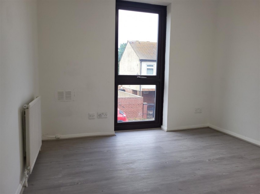 Images for Orchard Road, Hounslow EAID:TUDORPSAPI BID:1