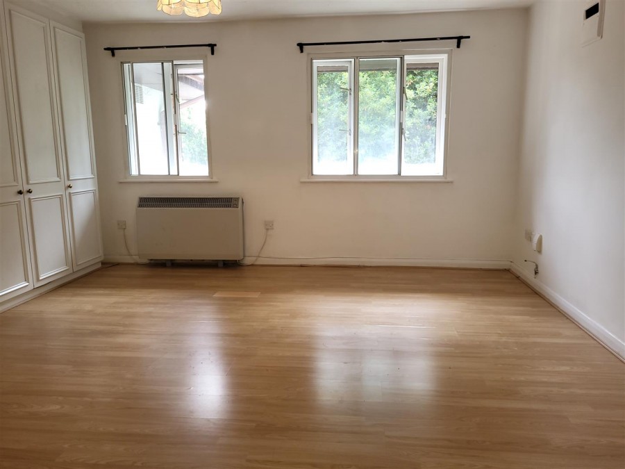 Images for Lampton Road, Hounslow Central EAID:TUDORPSAPI BID:1