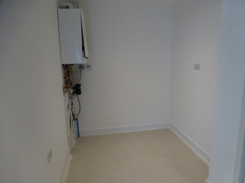 Images for Warwick Road, Hounslow EAID:TUDORPSAPI BID:1