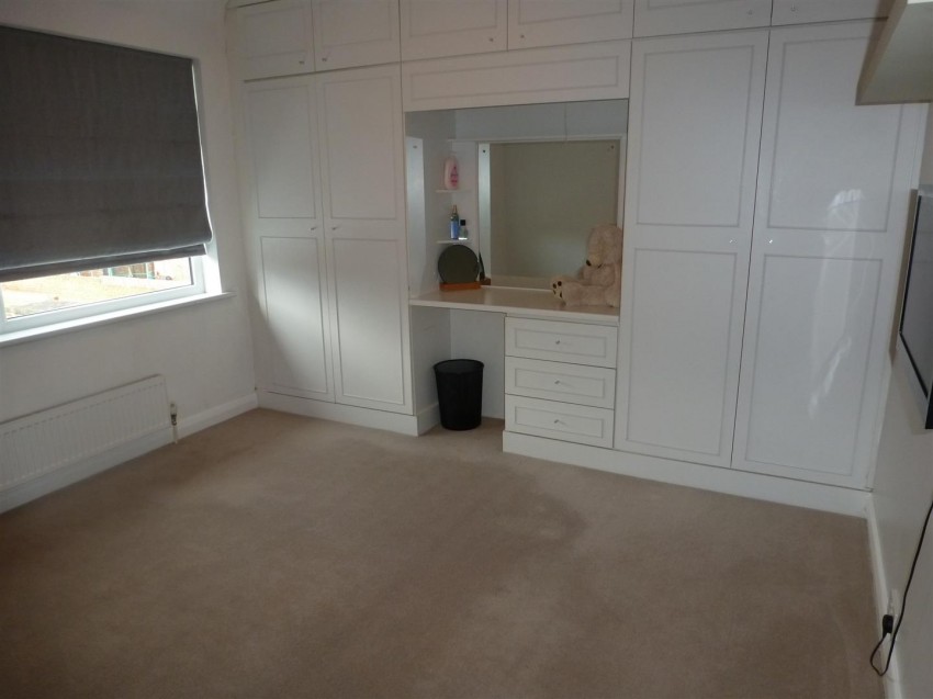 Images for Burnham Gardens, Hounslow EAID:TUDORPSAPI BID:1