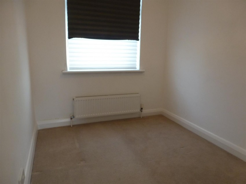 Images for Burnham Gardens, Hounslow EAID:TUDORPSAPI BID:1