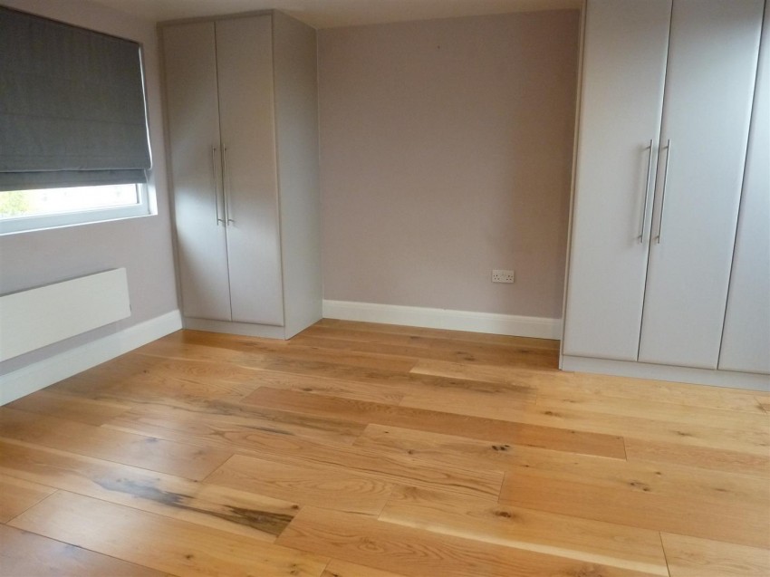 Images for Burnham Gardens, Hounslow EAID:TUDORPSAPI BID:1