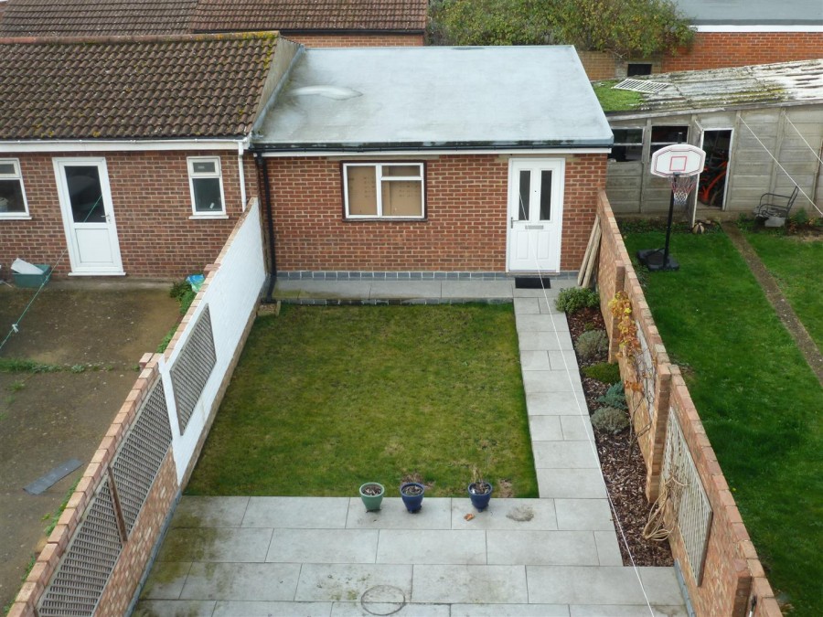 Images for Burnham Gardens, Hounslow EAID:TUDORPSAPI BID:1