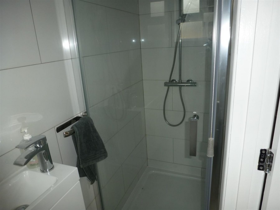 Images for Burnham Gardens, Hounslow EAID:TUDORPSAPI BID:1