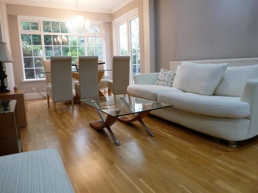 Images for Shaftesbury Avenue, Norwood Green EAID:TUDORPSAPI BID:1