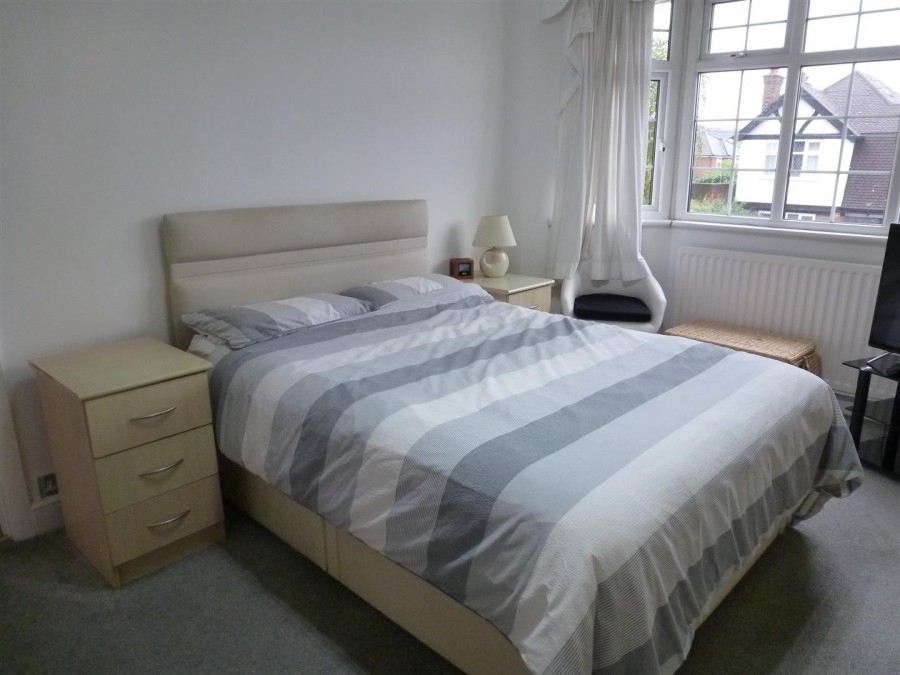 Images for Shaftesbury Avenue, Norwood Green EAID:TUDORPSAPI BID:1