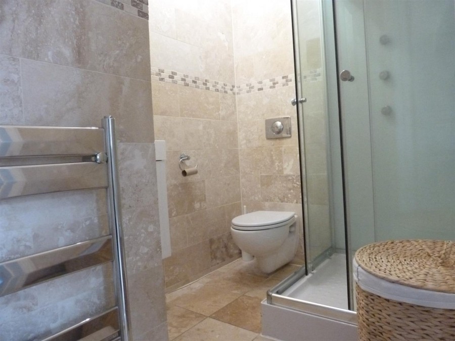 Images for Shaftesbury Avenue, Norwood Green EAID:TUDORPSAPI BID:1